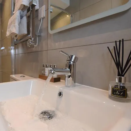 1 Bed In Oc-55855